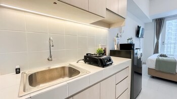cozy and simple look studio at tokyo riverside pik 2 apartment