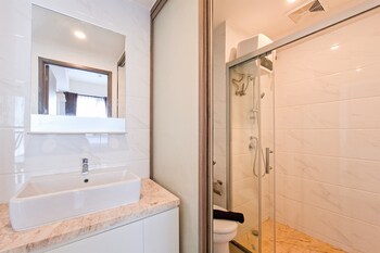 elegant and comfy 2br apartment sky house alam sutera