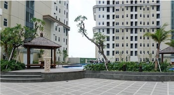 simple grey 1br at vittoria residence apartment