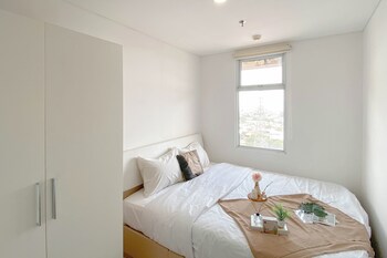 simple look 1br at apartment vittoria residence