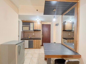 Simple 2Br Apartment At Tamansari Panoramic,,2 star
