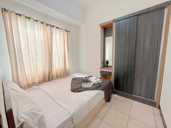 Simple 2Br Apartment At Tamansari Panoramic,,2 star