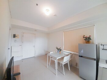 minimalist 2br at apartment parahyangan residence