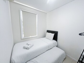 minimalist 2br at apartment parahyangan residence