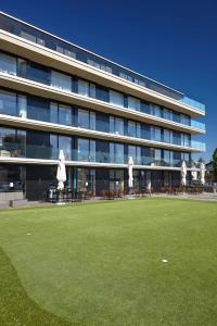 hotel ava