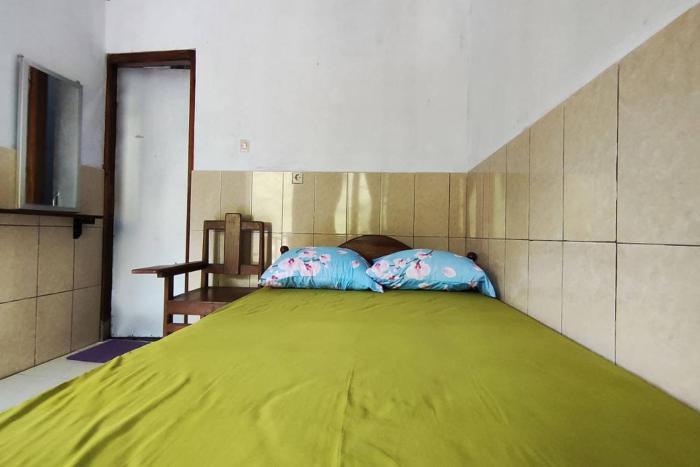 oyo 95055 homestay panasan pak budi
