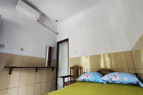 oyo 95055 homestay panasan pak budi