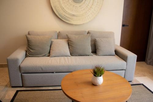 peregrina tulum 202c 1br condo