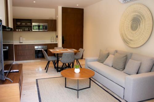 peregrina tulum 202c 1br condo