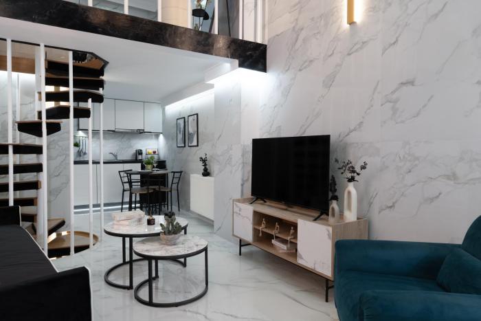 koukaki golden lofts