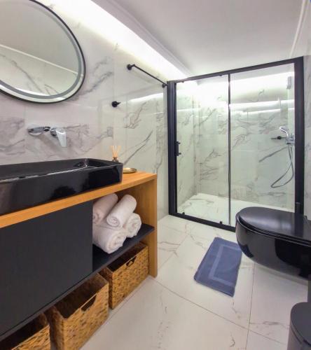 koukaki golden lofts