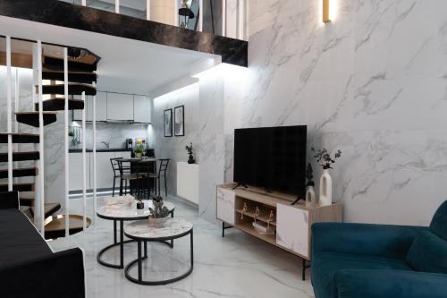 koukaki golden lofts