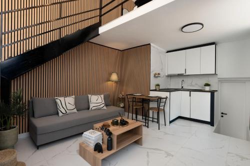 koukaki golden lofts