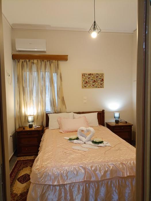 marias cozy getaway in glyfada
