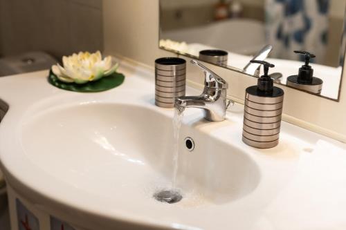 marias cozy getaway in glyfada