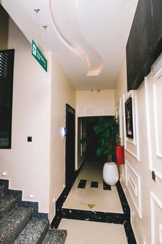 bon hotel asaba