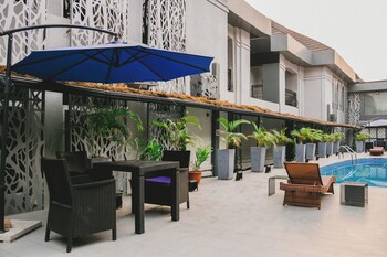 Bon Hotel Asaba,,3 star