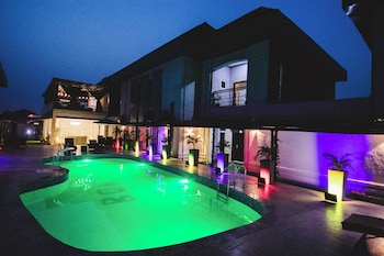 bon hotel asaba
