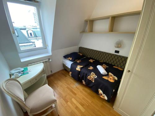 fantastic inn warsaw ch30