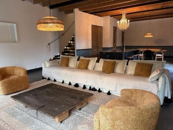 Domaine Du Tertre Ychot,,3 star