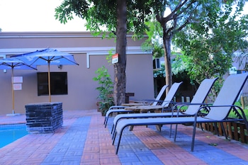 three tree hotel