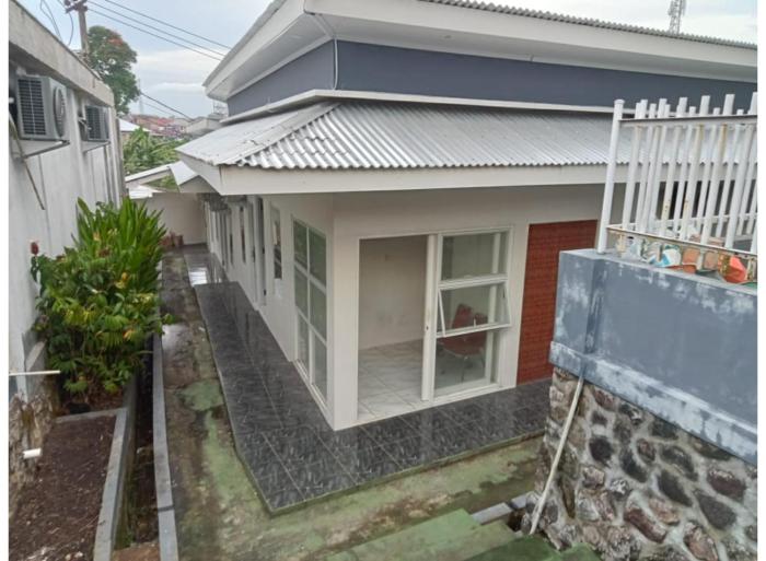 hotel o 95063 afifah syariah guest house manado