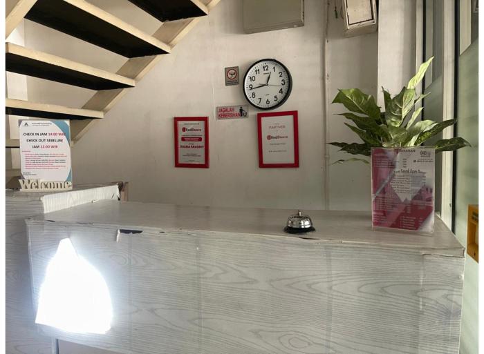 hotel o 95063 afifah syariah guest house manado