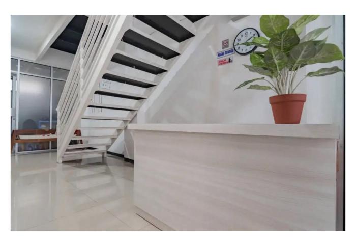 hotel o 95063 afifah syariah guest house manado