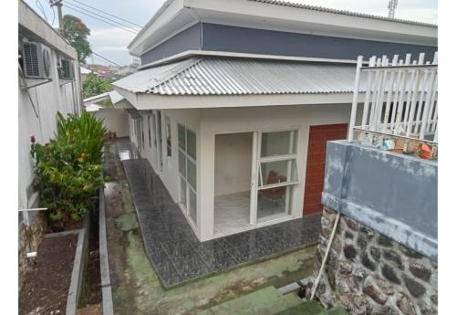 hotel o 95063 afifah syariah guest house manado