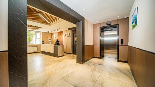 ug inn hotel