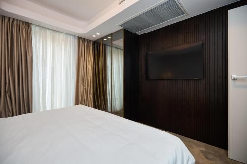 one hotel