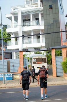 kivu hilltop beach hotel and apartment