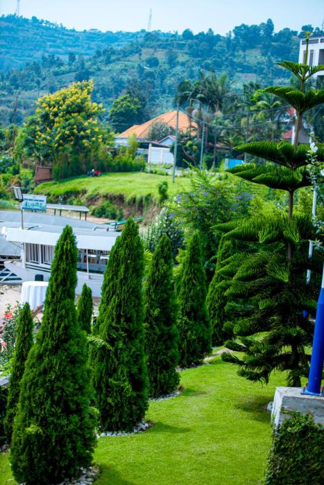 kivu hilltop beach hotel and apartment