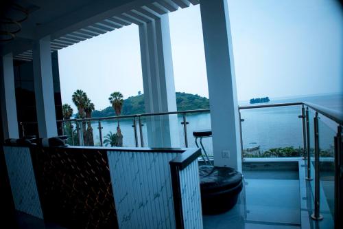 kivu hilltop beach hotel and apartment