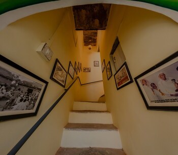 jeevan haveli heritage hotel and museum