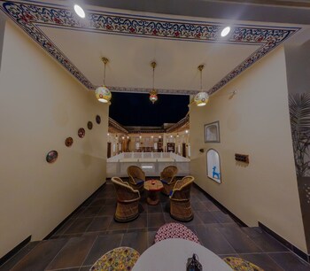 jeevan haveli heritage hotel and museum