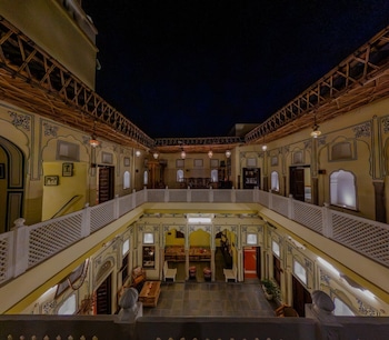 jeevan haveli heritage hotel and museum