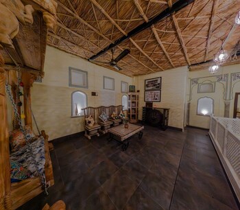 jeevan haveli heritage hotel and museum