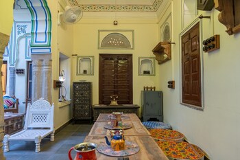 jeevan haveli heritage hotel and museum