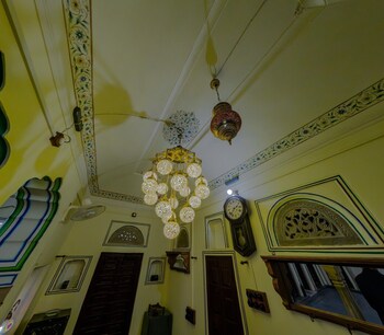 jeevan haveli heritage hotel and museum