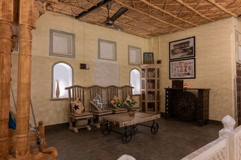 jeevan haveli heritage hotel and museum