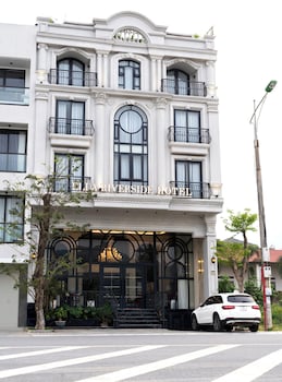 ella riverside lao cai hotel