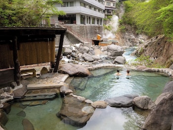 livemax resort kawamata onsen