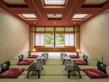 livemax resort kawamata onsen