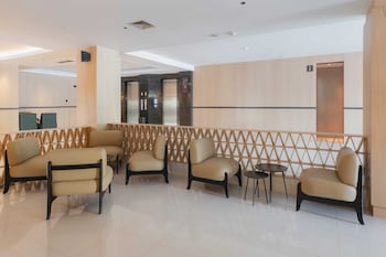 maxone batam