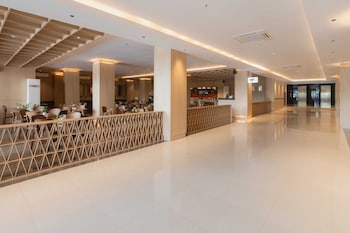 maxone batam