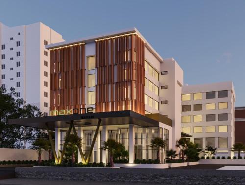 maxone batam