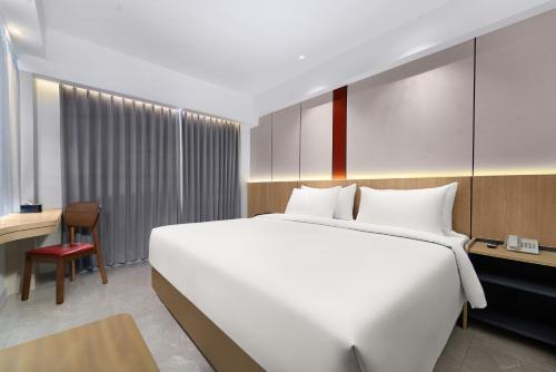 maxone batam