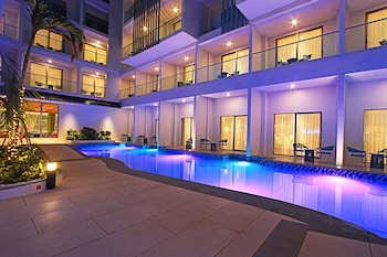 Luxu Hotel And Resort,,3 star