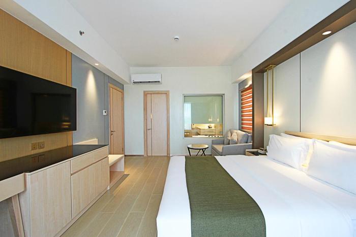 luxu hotel and resort